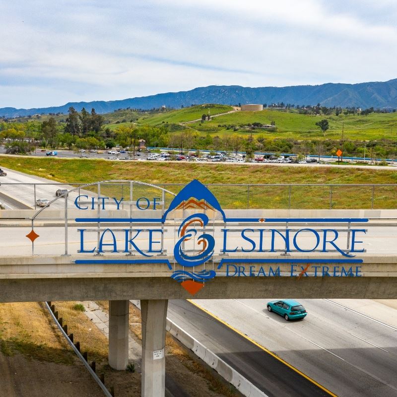 Lake Elsinore Sign