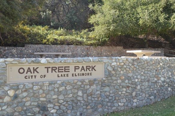 Oak Tree Park Sign